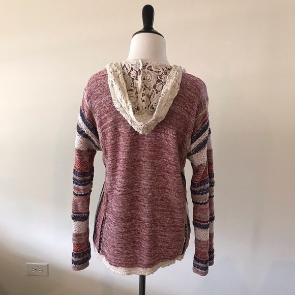 American Rag Long Sleeve Aztec Lace Hooded Pullover Sweater - Medium - Picture 6 of 8